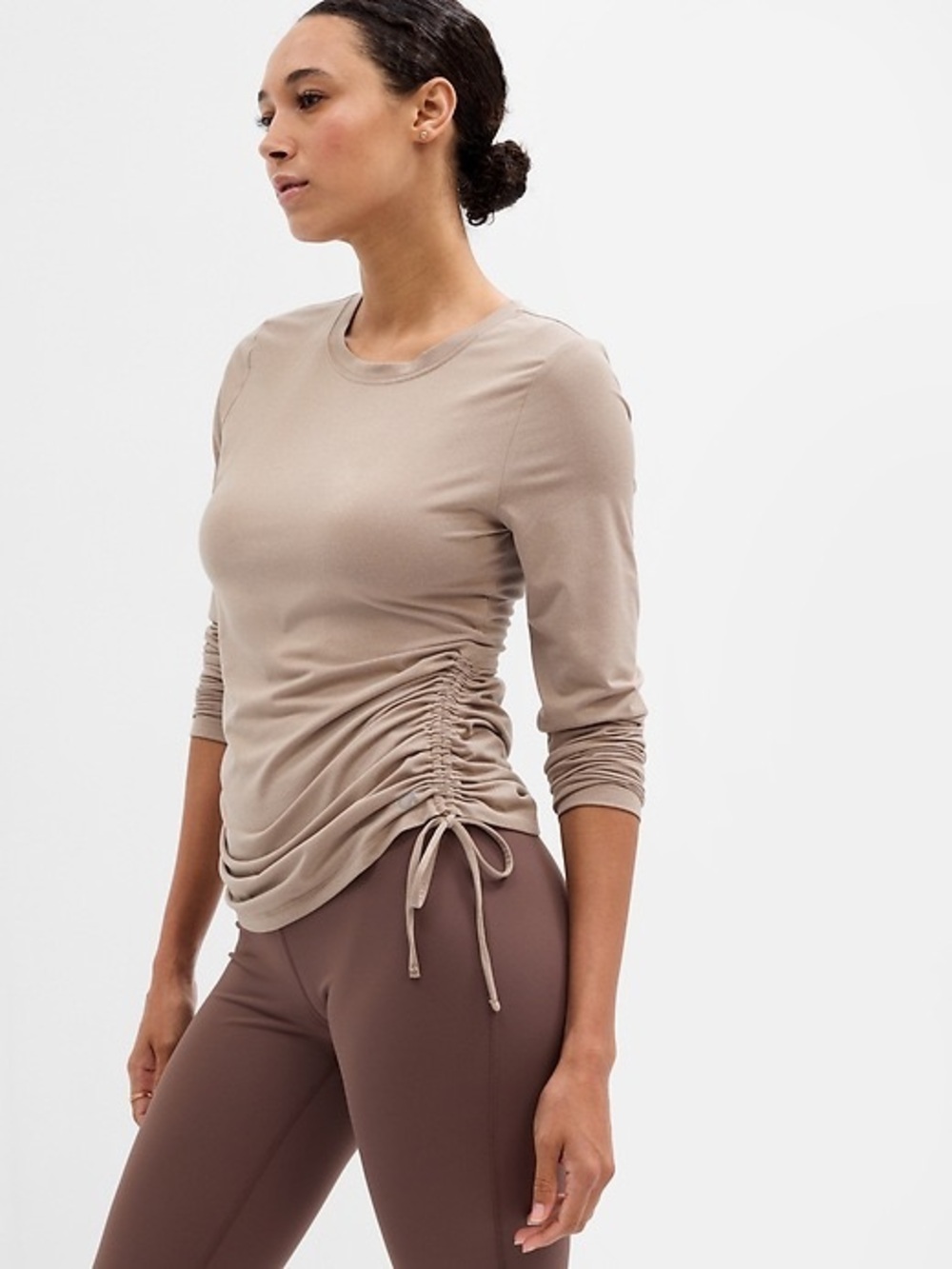 GapFit G-Dry Wicking Breathable Heathered Tan
Ruched Top XS